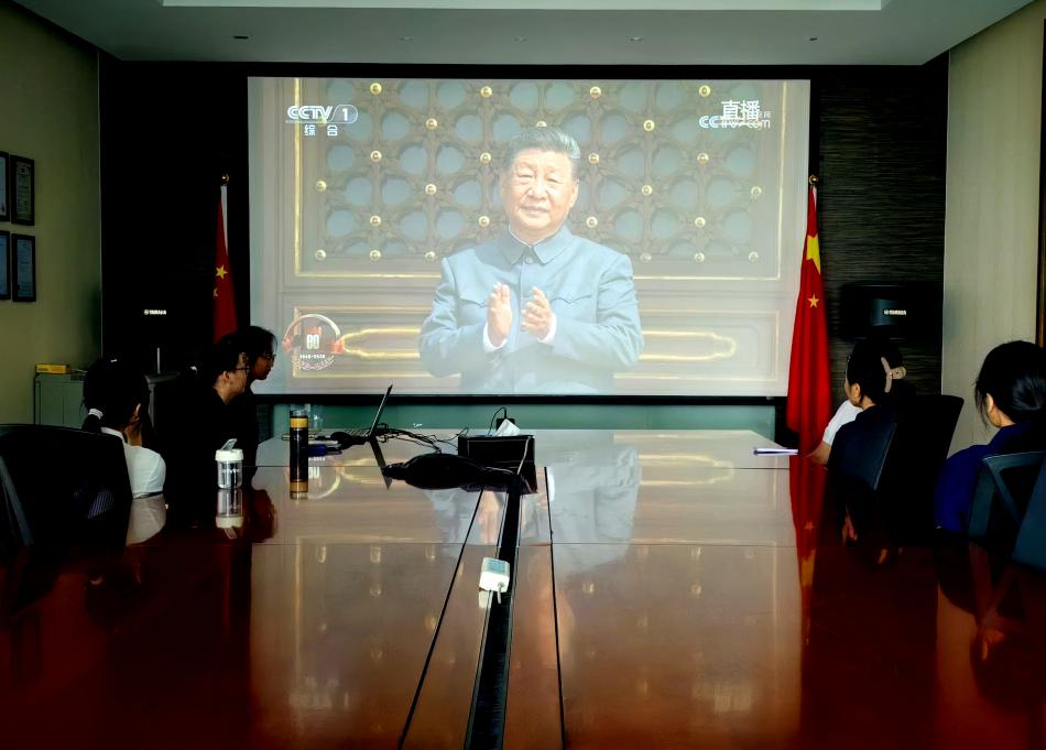 观抗战胜利80周年阅兵 感大国强军新力量